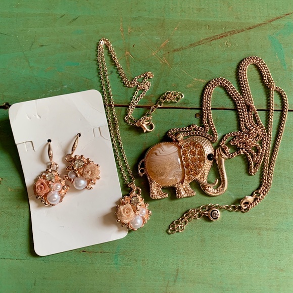 NEW Rose Gold - Elephant Jelly Belly Necklace & Pearl Necklace & Earrings Set - Picture 6 of 6